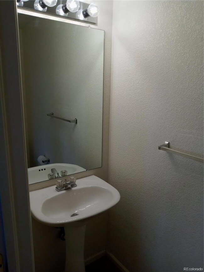 5316 S Picadilly Ct, Aurora, CO 80015 - photo 7