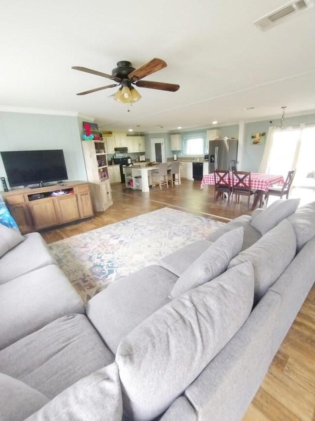 2647 Evergreen Rd, Doerun, GA 31744 - photo 2