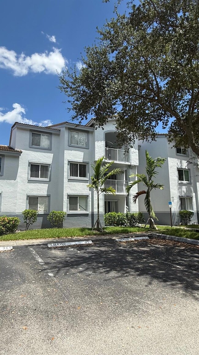 2600 S University Dr unit 112, Davie, FL 33328 - photo 2