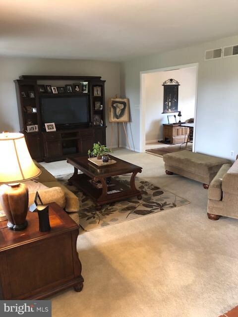 253 Topaz Dr, Chambersburg, PA 17202 - photo 5