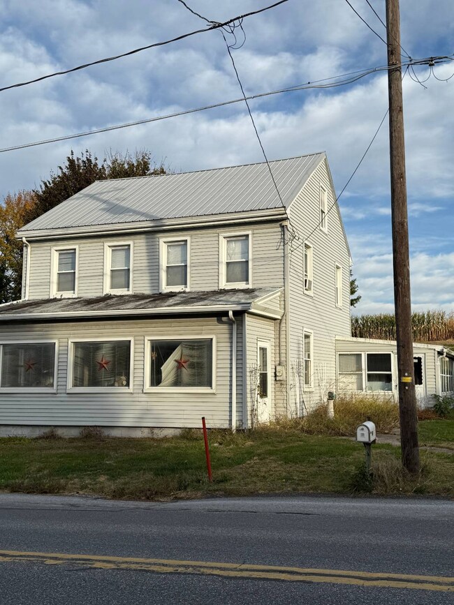 5490 Division Hwy, Narvon, PA 17555 - photo 6