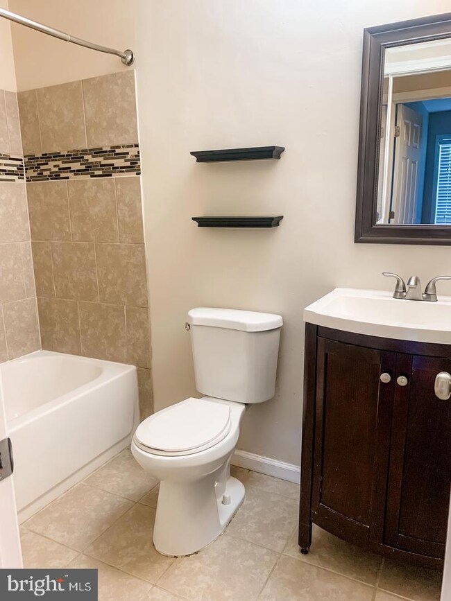 9567 Transfer Row, Columbia, MD 21045 - photo 5