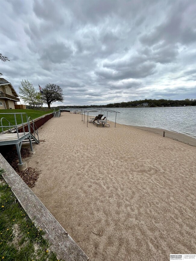 8700 Emerson Rd, Plattsmouth, NE 68048 - photo 7