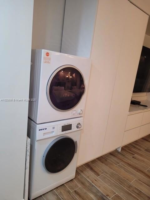 2889 Mcfarlane Rd unit 1016, Miami, FL 33133 - photo 5