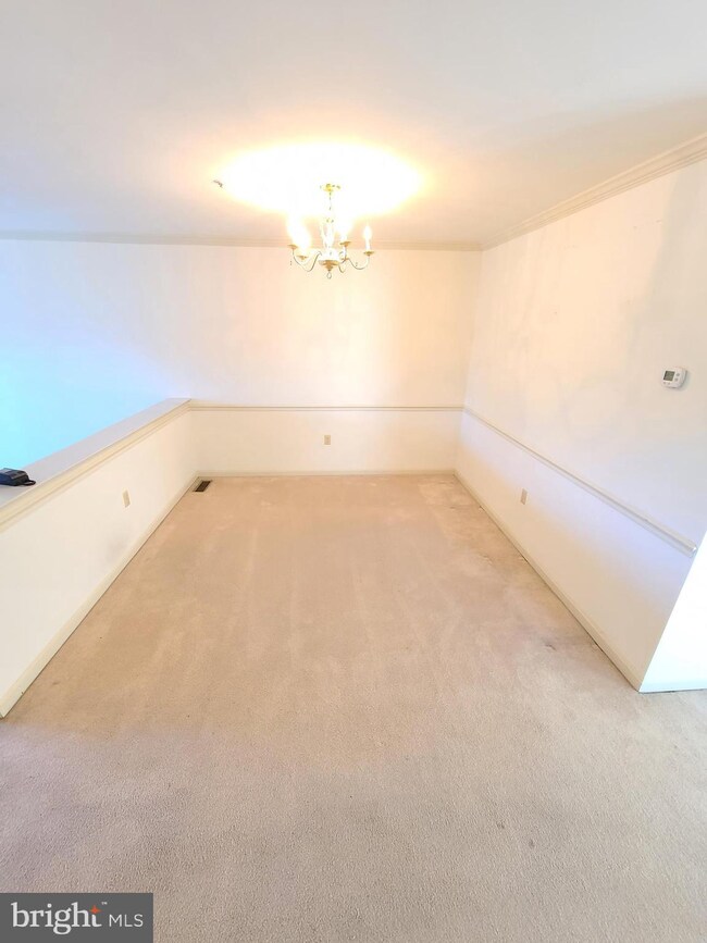 1806 Locust Grove Rd, Silver Spring, MD 20910 - photo 3