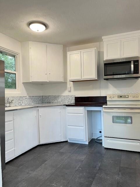 330 S Woodland Blvd unit 4, Deland, FL 32720 - photo 4