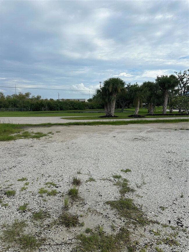 4362 Kerrigan Cir, Port Charlotte, FL 33953 - photo 5