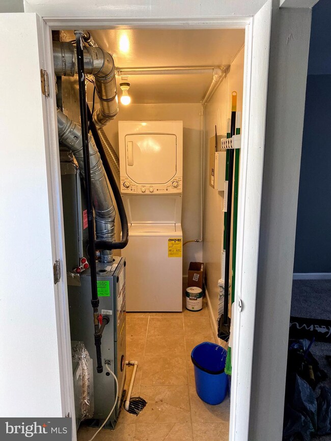 11539 Laurelwalk Dr, Laurel, MD 20708 - photo 4