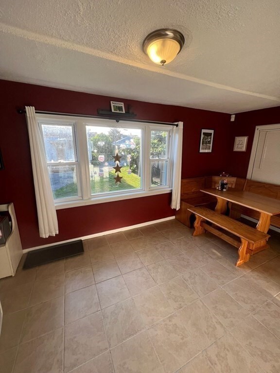 25 Randall St, Taunton, MA 02780 - photo 5