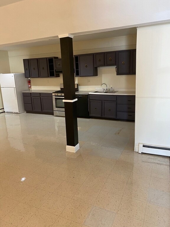 427 Child St unit 3, Warren, RI 02885 - photo 7