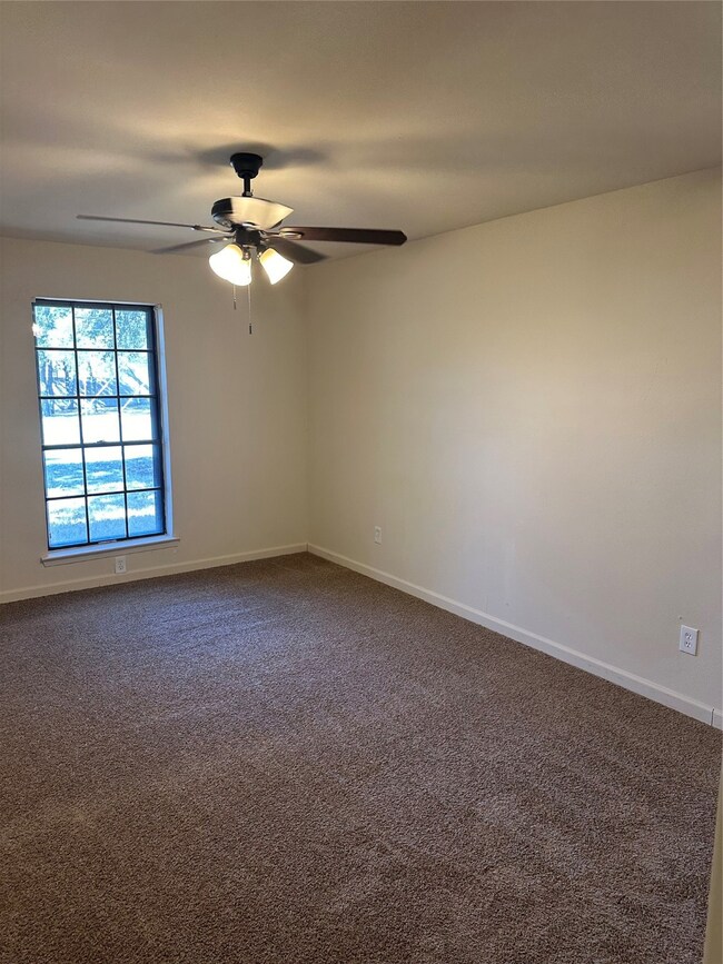 1606 Brown Trail, Hurst, TX 76054 - photo 7