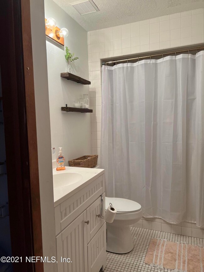 1709 East Rd, Jacksonville, FL 32216 - photo 3