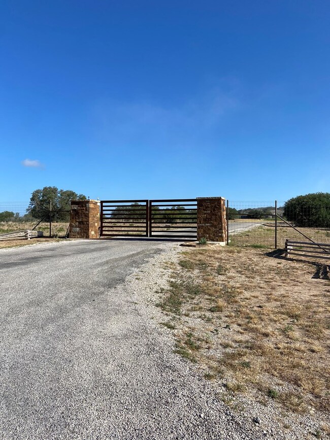 LOT 3 S Cielo Vista Ct unit 3, Fredericksburg, TX 78624 - photo 3