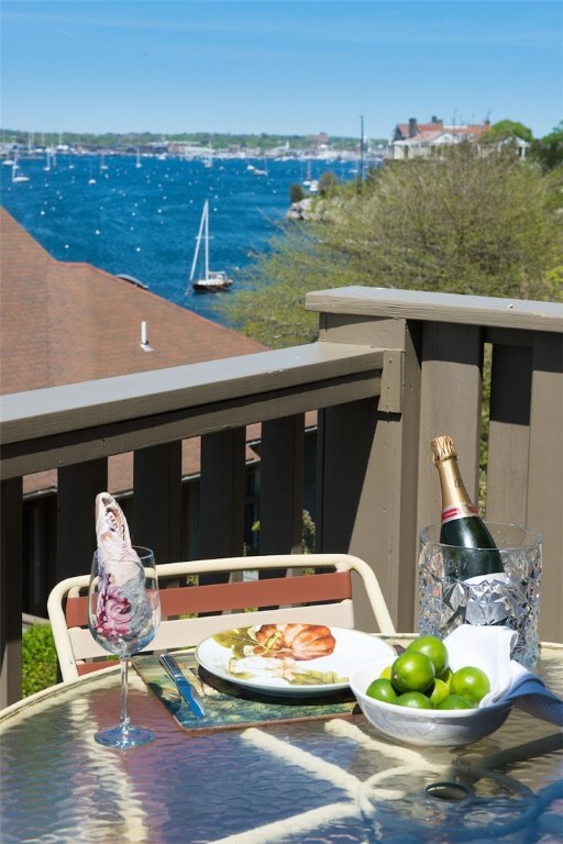 157 Harrison Ave unit 17, Newport, RI 02840 - photo 7