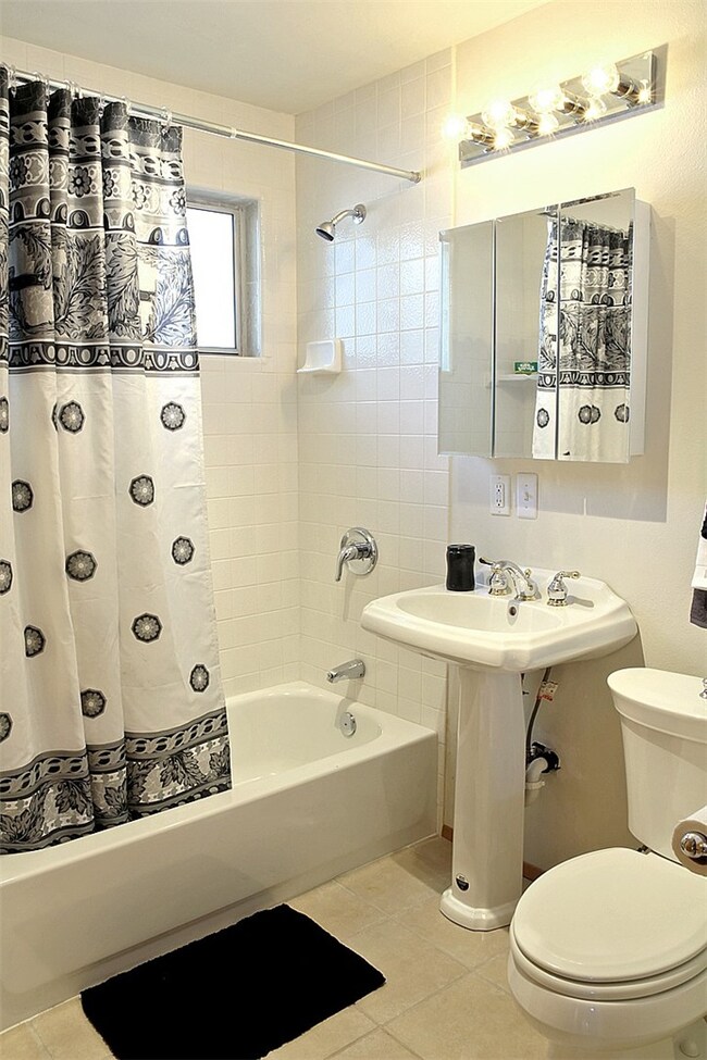 5103 Picnic Point Rd, Edmonds, WA 98026 - photo 6