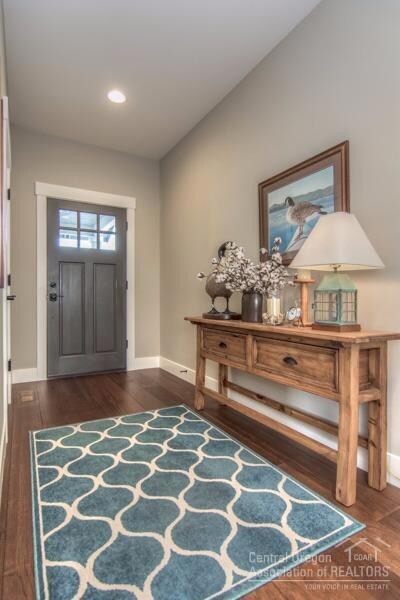 20390 Penhollow Ln, Bend, OR 97702 - photo 3