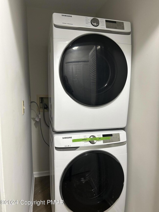 5 Village Cir unit 1103, Stroudsburg, PA 18360 - photo 5