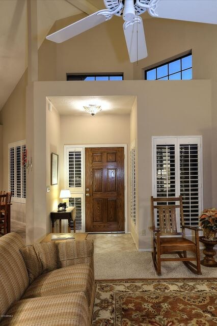 Night-Foyer