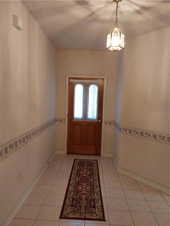 FRONT DOOR ENTRY WAY