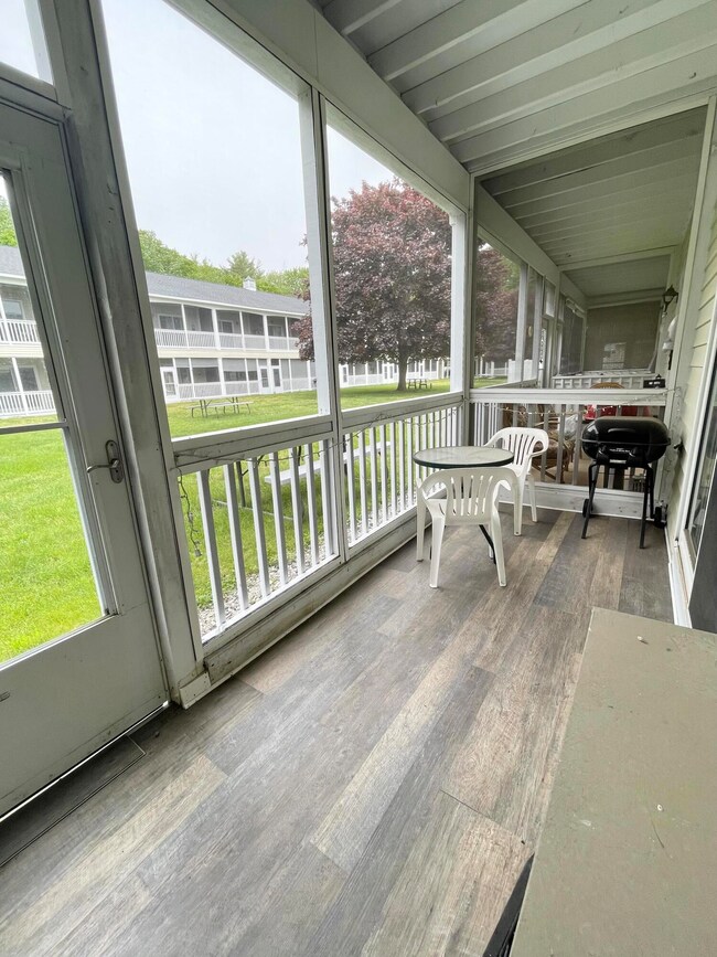 Porch-107