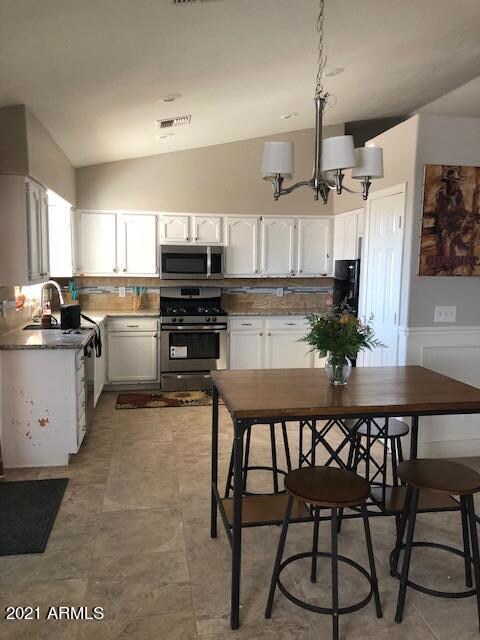 4631 E Mustang Dr, Eloy, AZ 85131 - photo 5