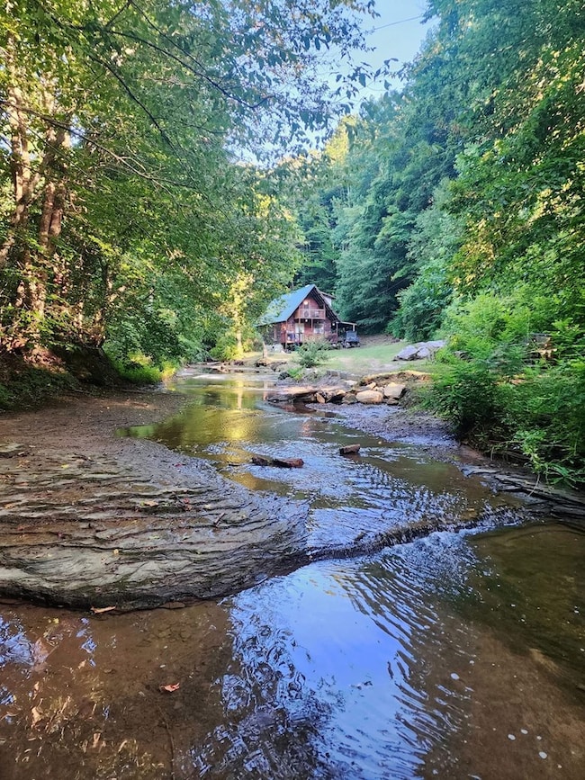 140 Kenneth & Earl Dr, Clayhole, KY 41317 - photo 3