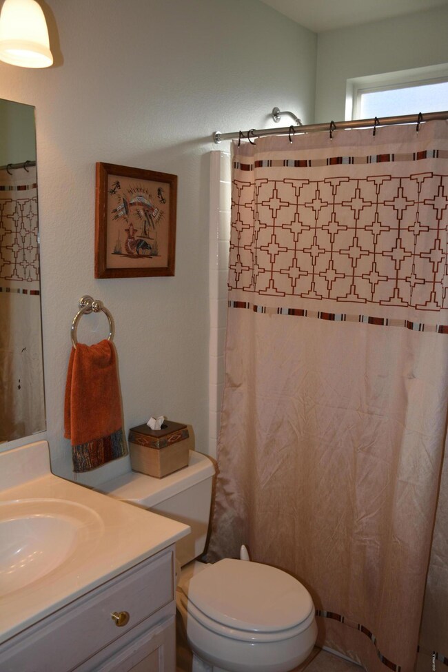 2nd Bathroom