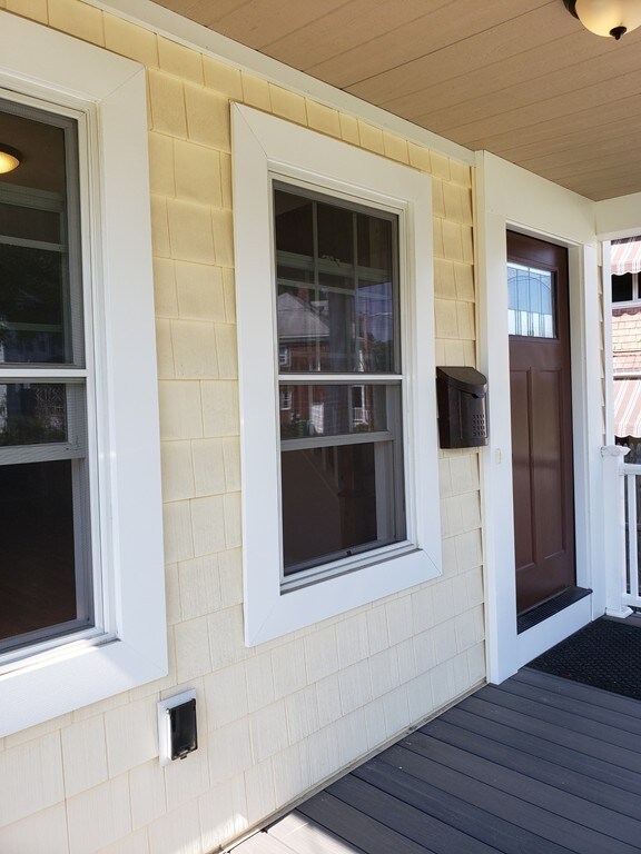 24 Marion St, Chicopee, MA 01013 - photo 7