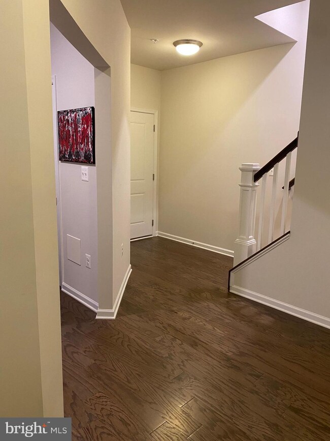 43032 Stuarts Glen Terrace unit 107, Dulles, VA 20148 - photo 6