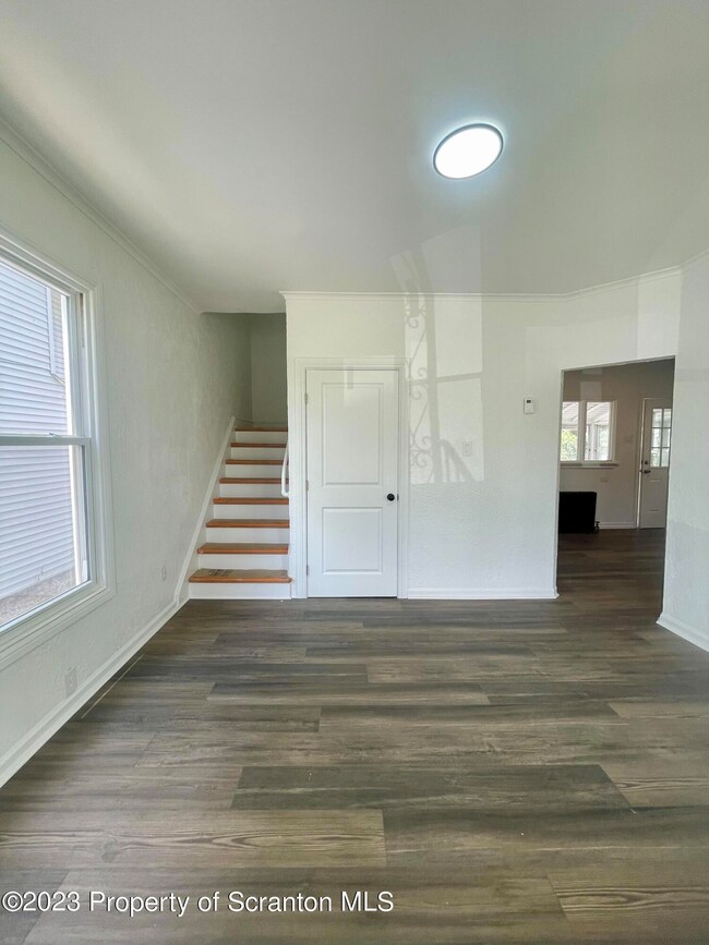 191 Main St, Moosic, PA 18507 - photo 4