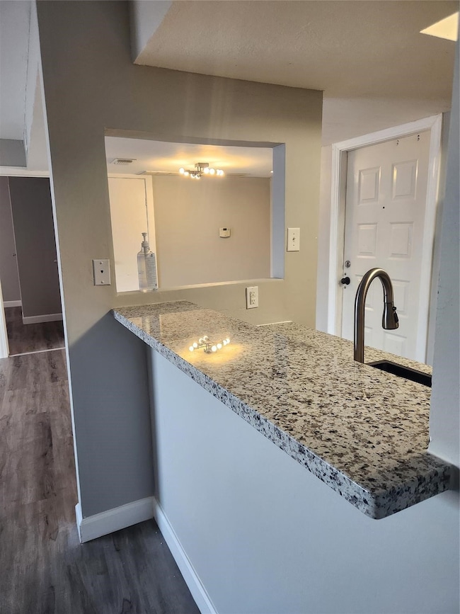 2818 S Bartell Dr unit 35, Houston, TX 77054 - photo 5