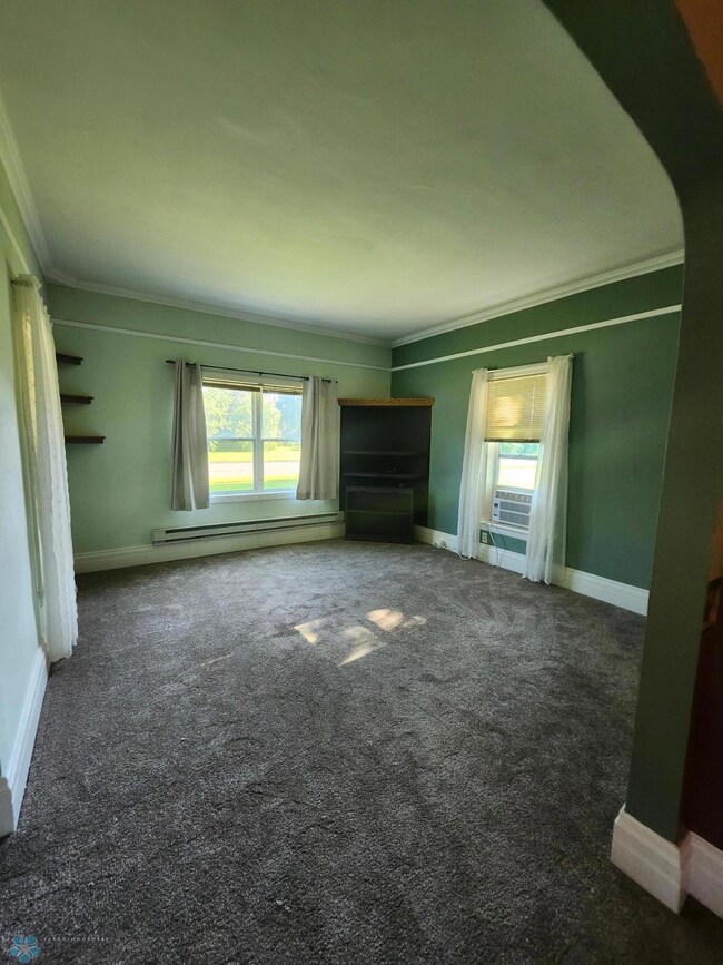 Living Room .jpg