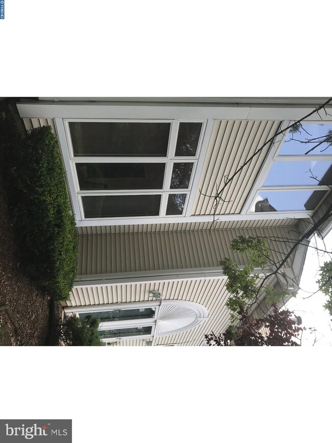 1905 Naomis Ct, North Wales, PA 19454 - photo 2