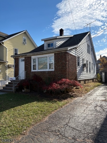 23 Barrington Ave, Clifton, NJ 07011 - photo 2