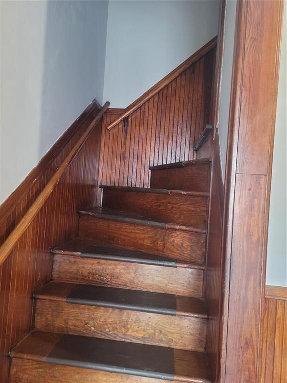 11 Harrison St, Pawtucket, RI 02860 - photo 5