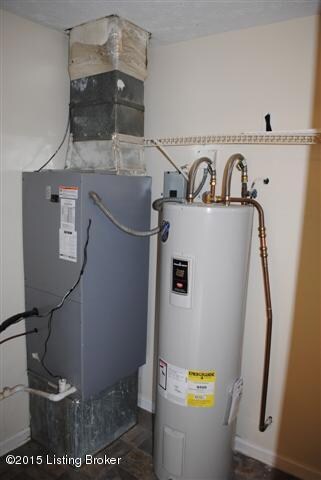 7502 Mcintosh Way, Louisville, KY 40228 - photo 7