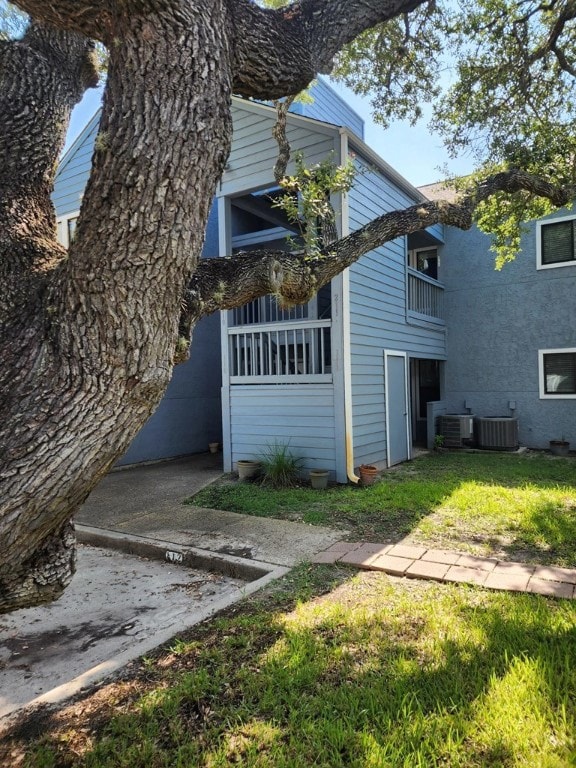 209 Forest Hills, Rockport, TX 78382 - photo 2
