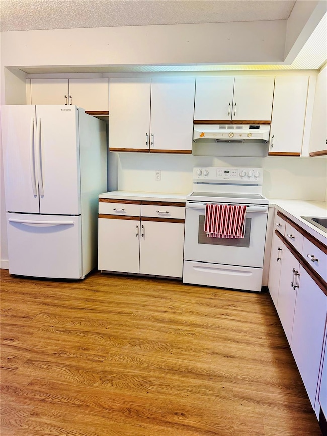 12500 SW 5th Ct unit M410, Pembroke Pines, FL 33027 - photo 3