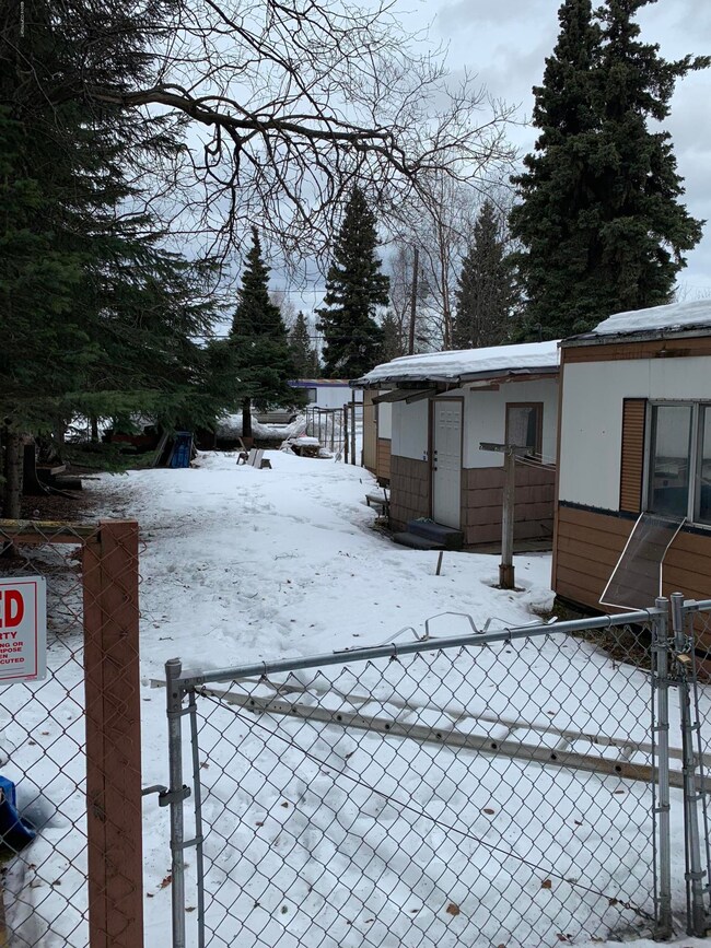 4300 Cope St, Anchorage, AK 99503 - photo 7