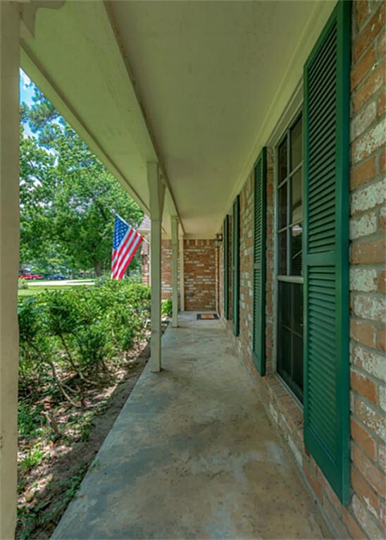 25614 Oakhurst Dr, Spring, TX 77386 - photo 4