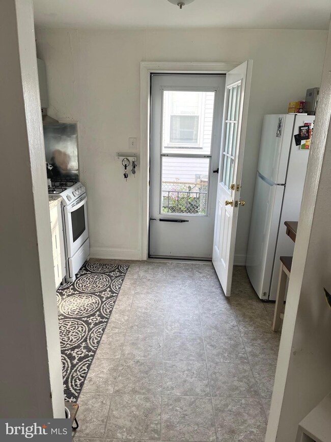 128 Princeton Rd unit 1, Audubon, NJ 08106 - photo 4