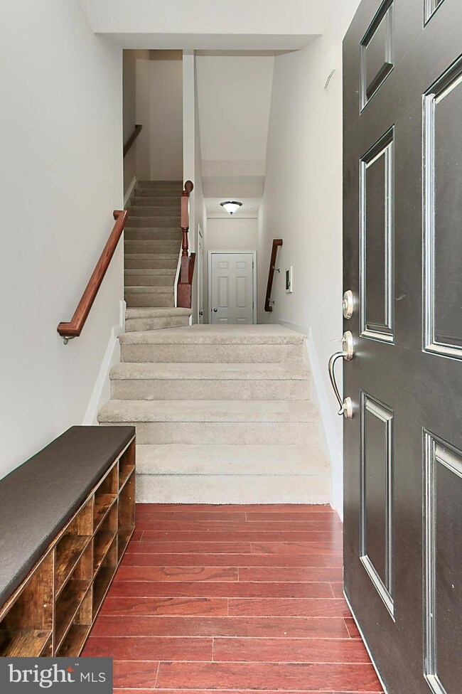 43015 Clarks Mill Terrace, Ashburn, VA 20148 - photo 5