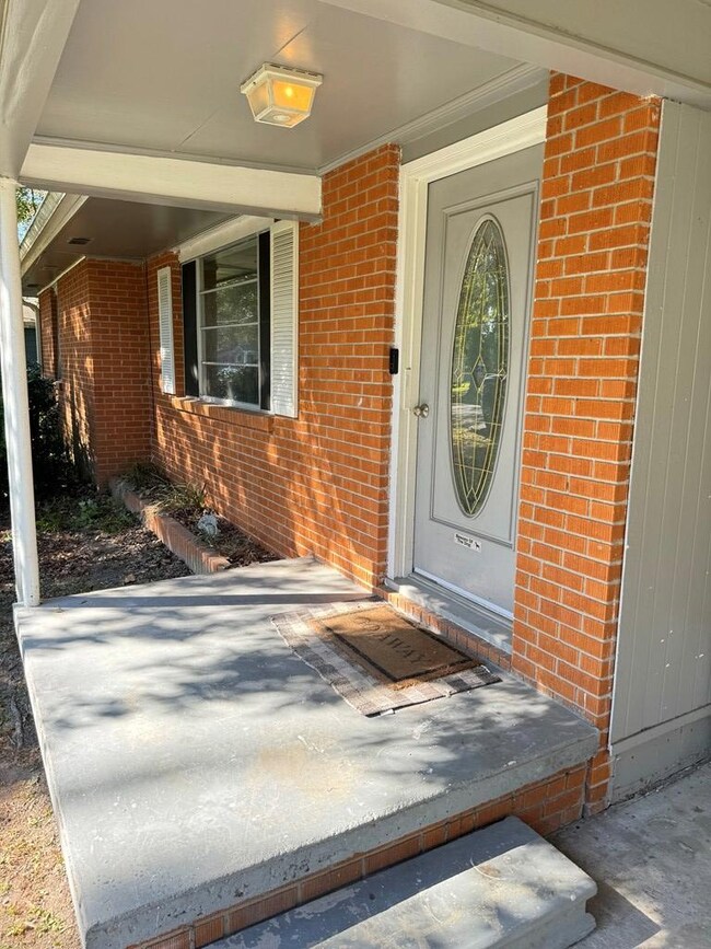 509 Mitchell St, Picayune, MS 39466 - photo 2