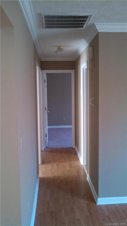 110 Hollowbrook Ct, Statesville, NC 28625 - photo 5