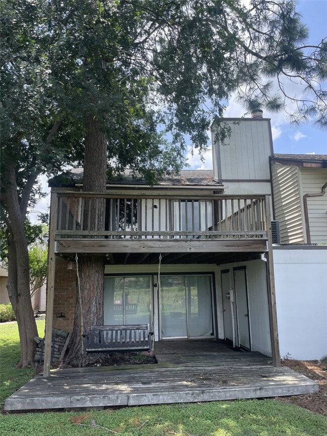 7838 Challie Ln, Houston, TX 77088 - photo 2