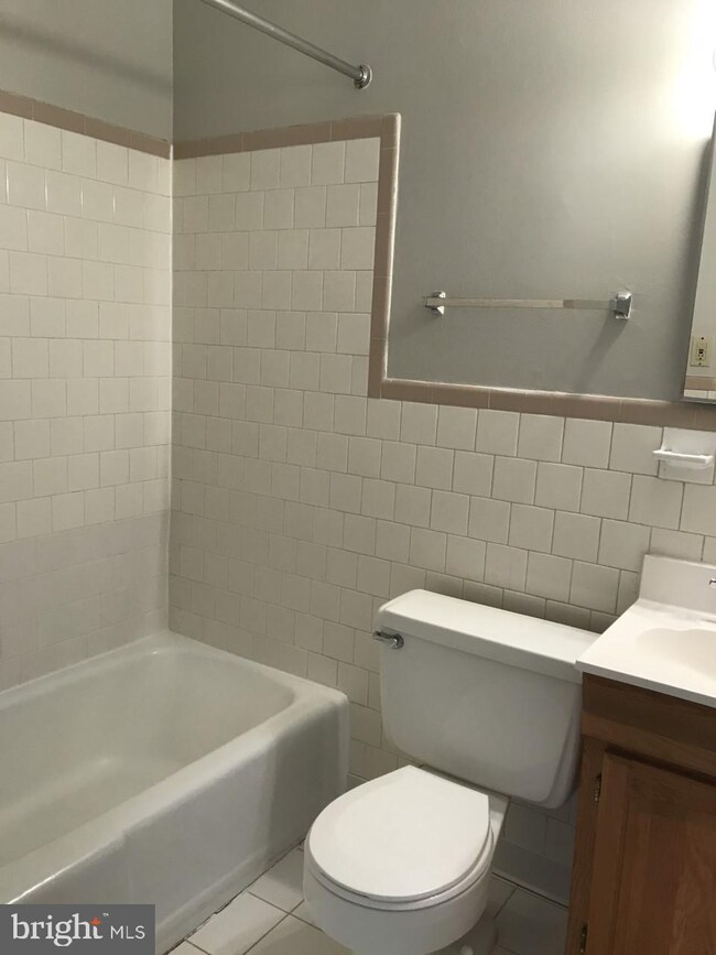 100 W Taylor Run Pkwy unit 8, Alexandria, VA 22314 - photo 7