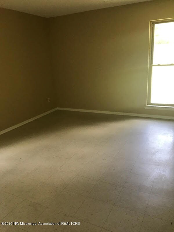 6450 Walnut Grove5