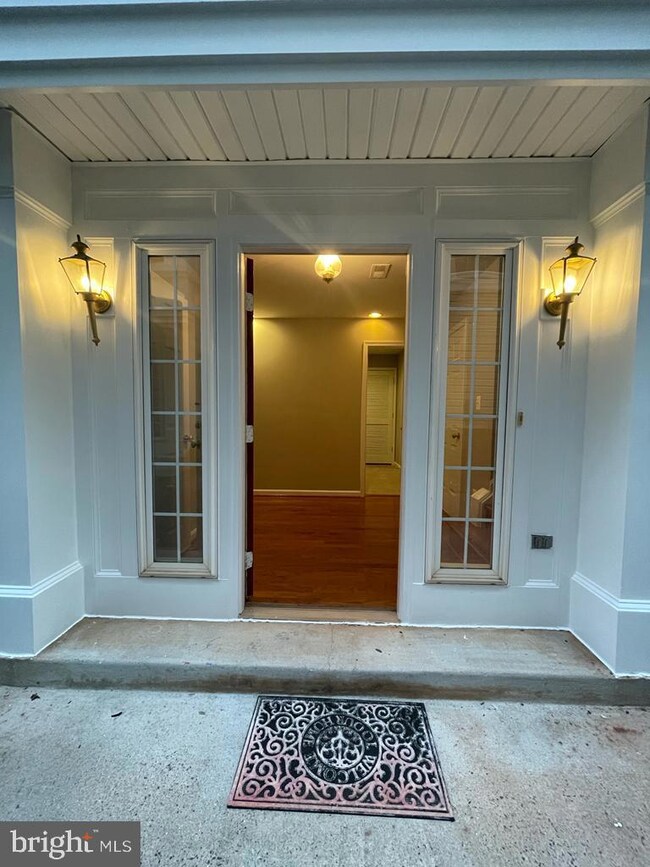 46190 Walpole Terrace, Sterling, VA 20165 - photo 3