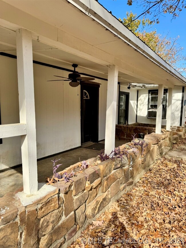 74 Hickory Wood Ln, Eufaula, OK 74432 - photo 6