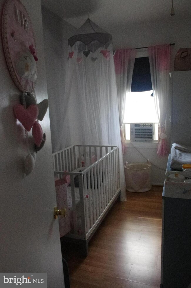 25 W Hancock St, Riverside, NJ 08075 - photo 7